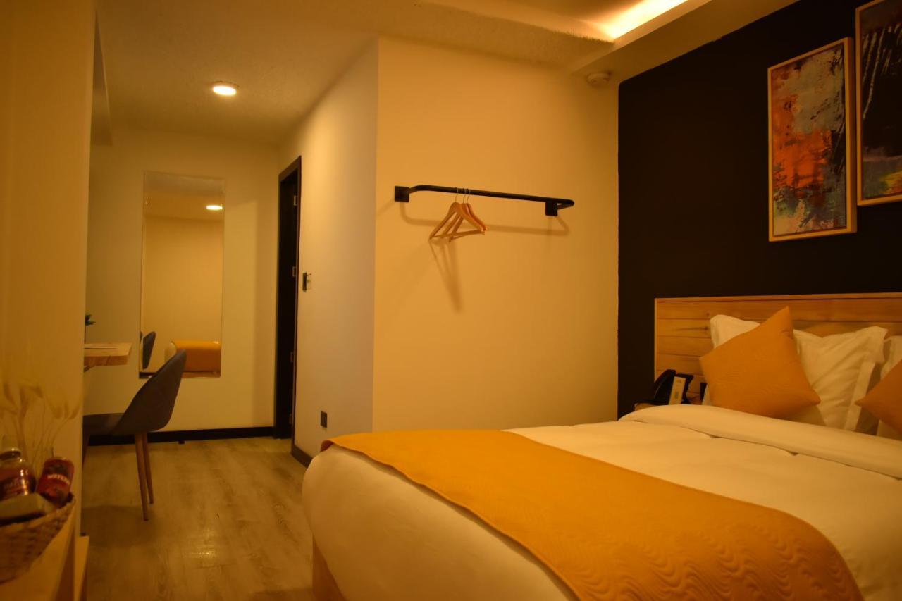 Hotel Vaway Cuenca Luaran gambar